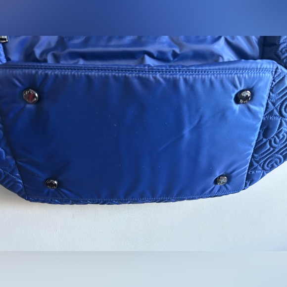 LUG AVION LOVE CARRY ALL TOTE SAPPHIRE BLUE NWT - Picture 7 of 9